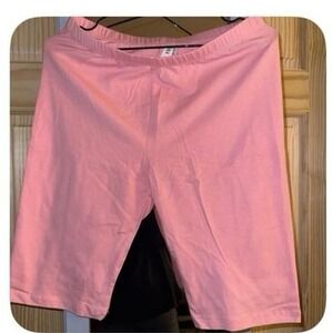 New ZENANA Soft Pink Elastic
Waist Shorts Size medium